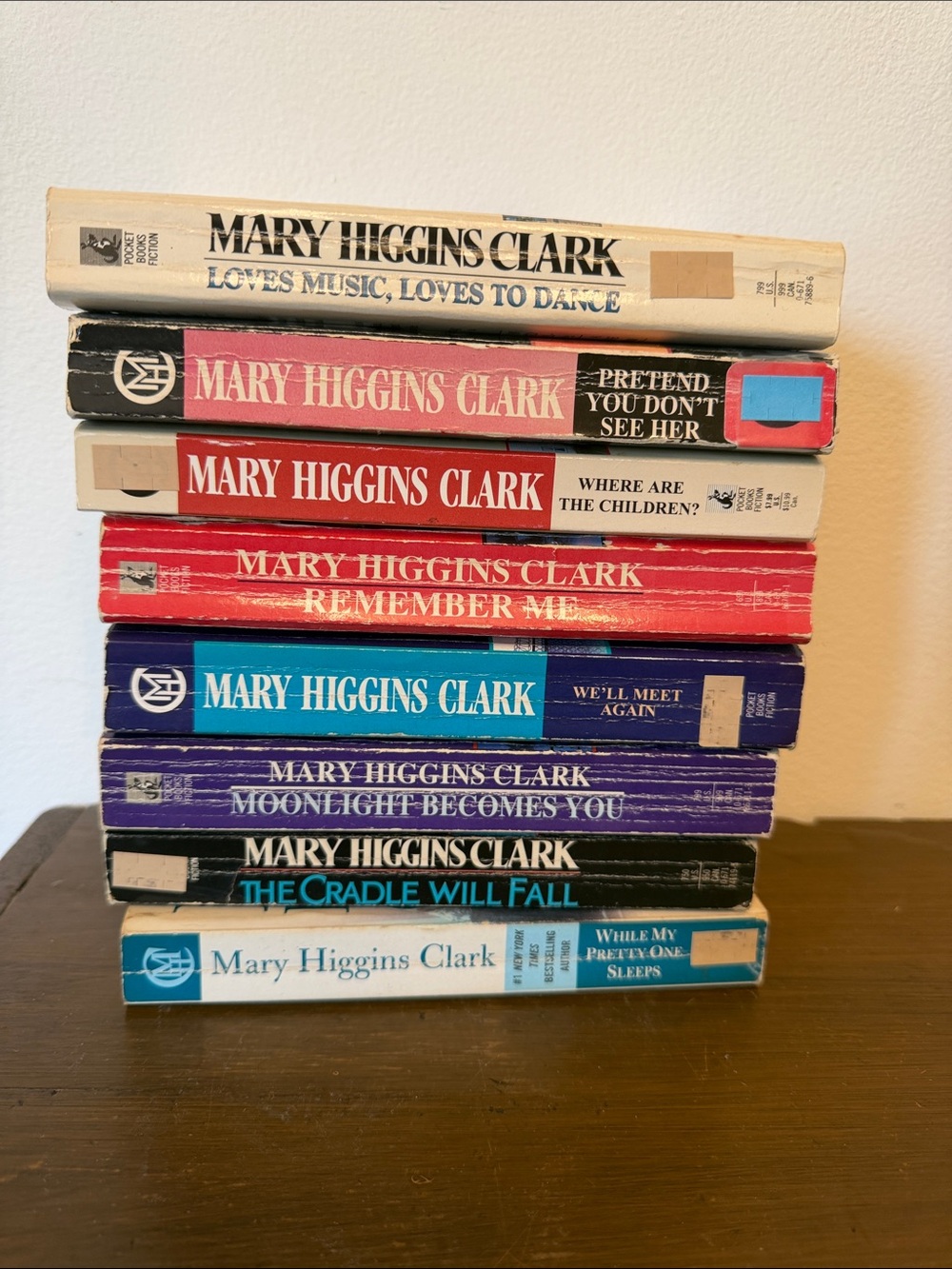 Mary Higgins Clark Paperback Books - 8 total